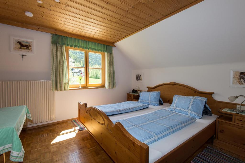 Huettstaedterhof Familie Poetsch Séjour à la ferme